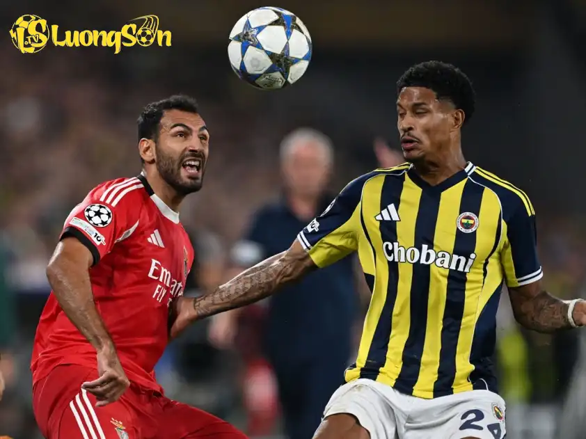 Benfica và Fenerbahce chỉ cách vòng bảng UEFA Champions League 1 trận đấu duy nhất (Ảnh: ESPN)