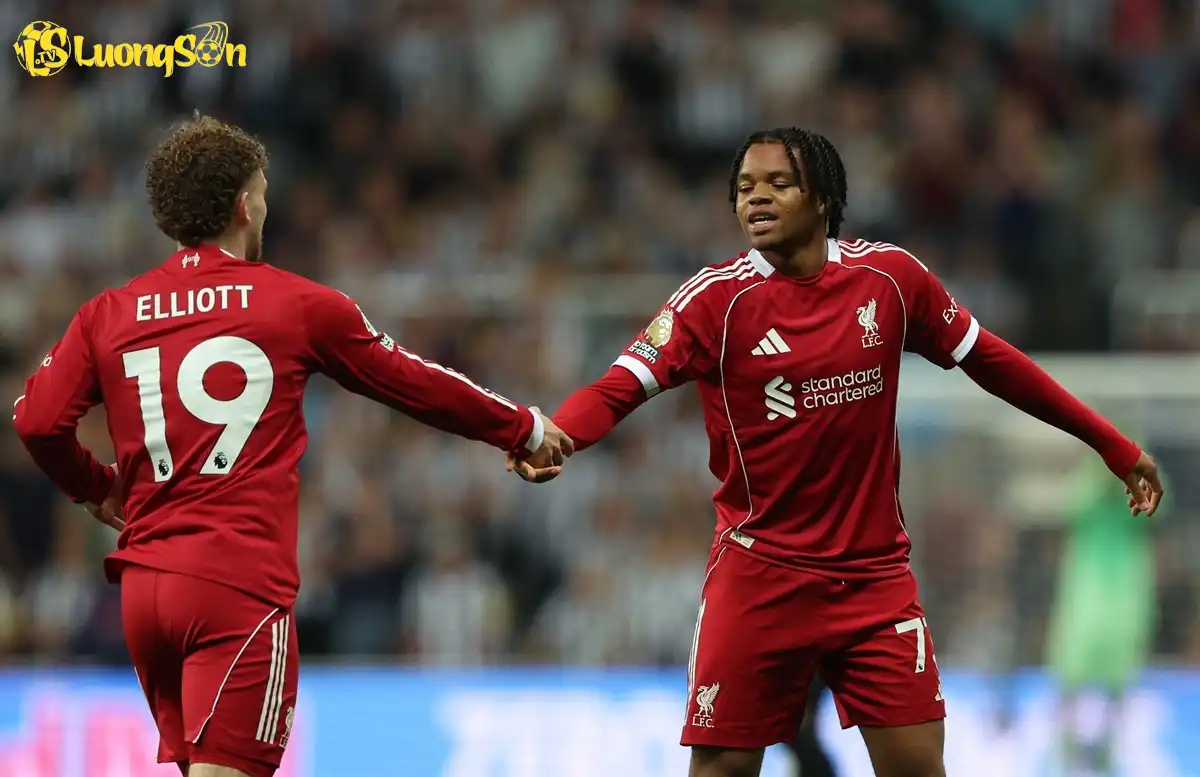 Thần đồng Ngumoha tỏa sáng giúp Liverpool vượt khó (Ảnh: LFC) Thần đồng Ngumoha tỏa sáng giúp Liverpool vượt khó