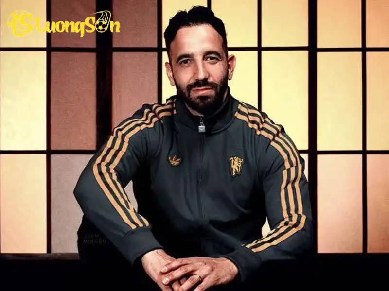 Ruben Amorim đang chịu áp lực lớn tại MU