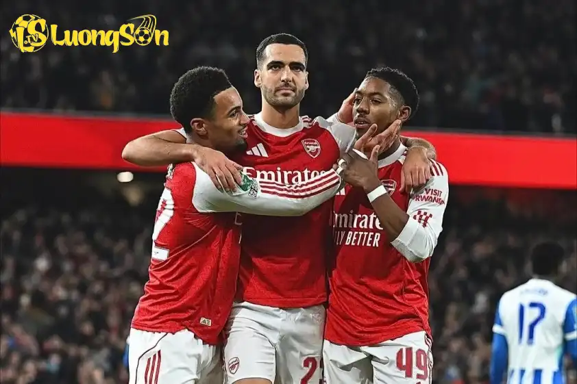 Merino có thể thi đấu ở nhiều vị trí khác nhau trên sân. Ảnh: CLB Merino có thể thi đấu ở nhiều vị trí khác nhau trên sân. Ảnh: CLB